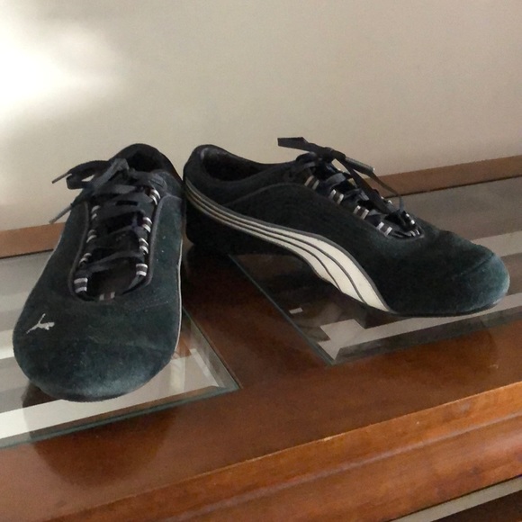 vintage puma sneakers